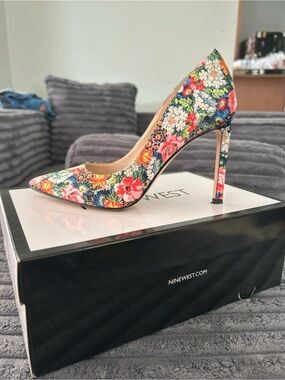 Nine West Tatiana floral pointed stiletto heel